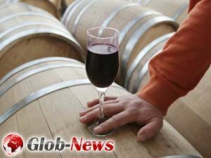 От рака кишечника защищает красное вино